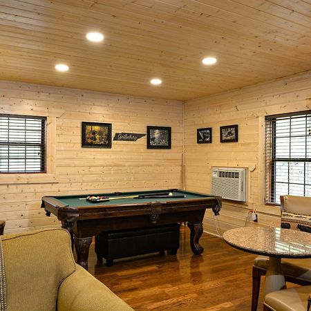Smoky Mountain Dream Villa Gatlinburg Bilik gambar